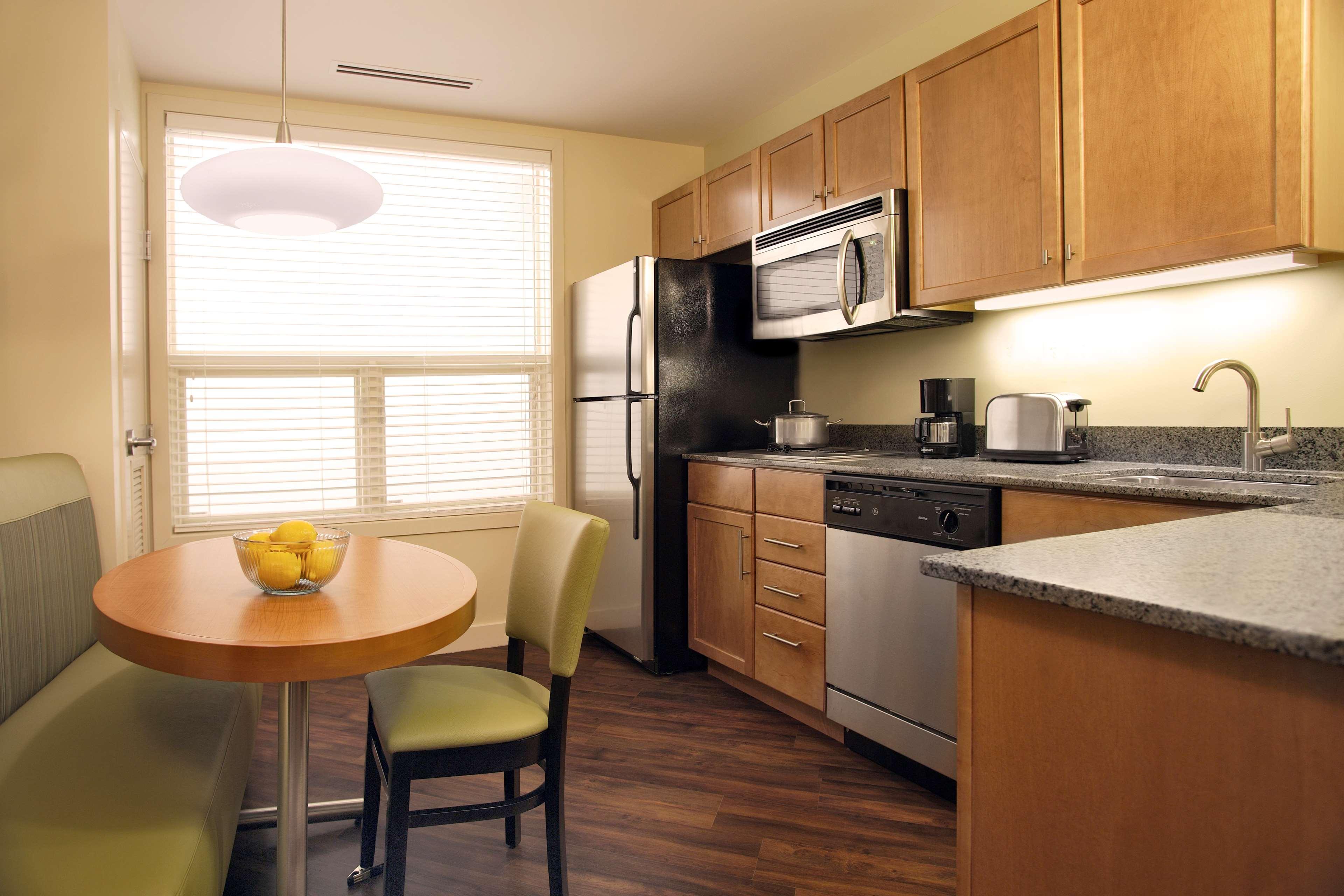 Hyatt House Naperville/warrenville Warrenville