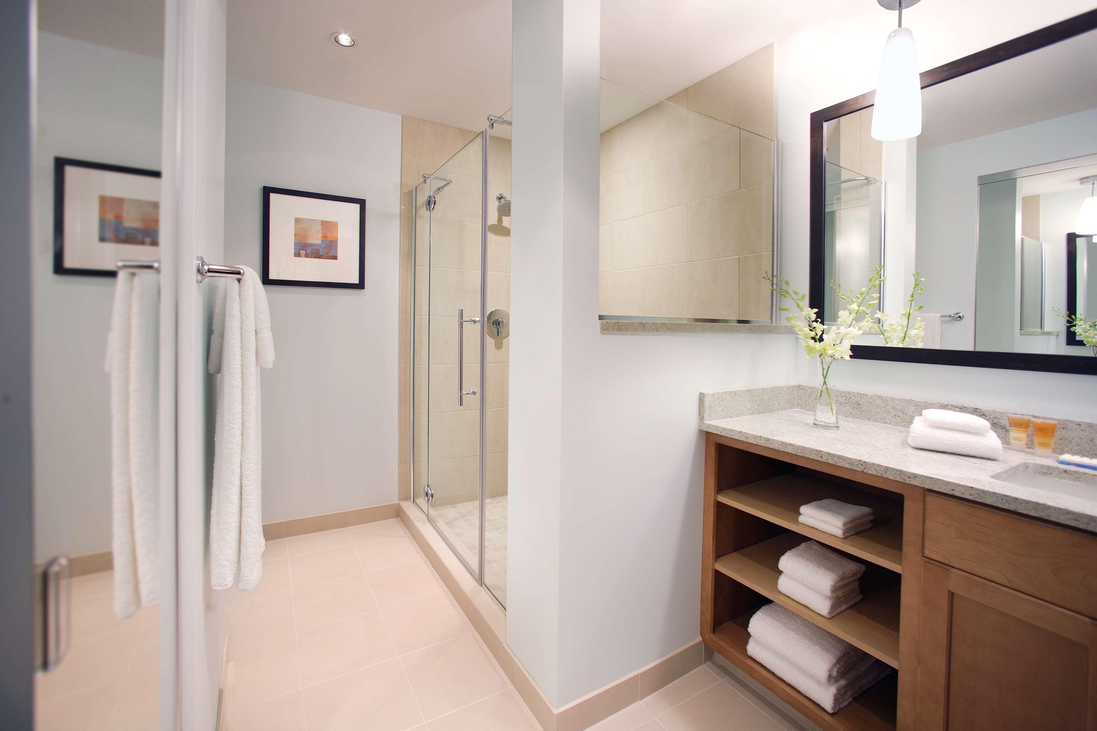 Hyatt House Naperville/warrenville 3*