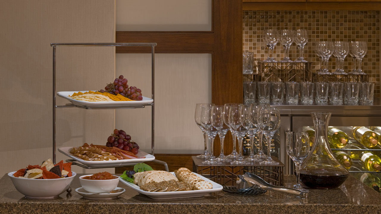 Hyatt House Naperville/warrenville 3*