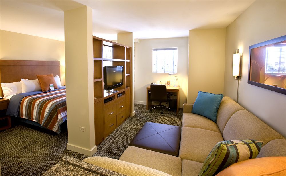 Hyatt House Naperville/warrenville 3* Warrenville